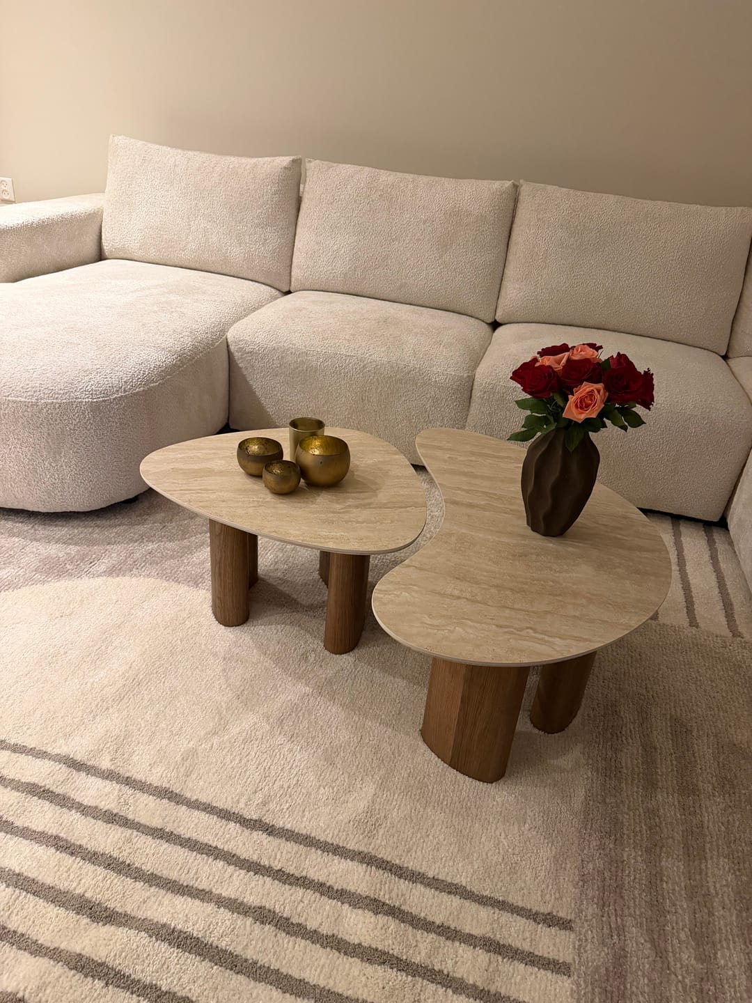Customer photo review of Salontafel Nimva - Organisch - Keramisch Travertin - Set van 2