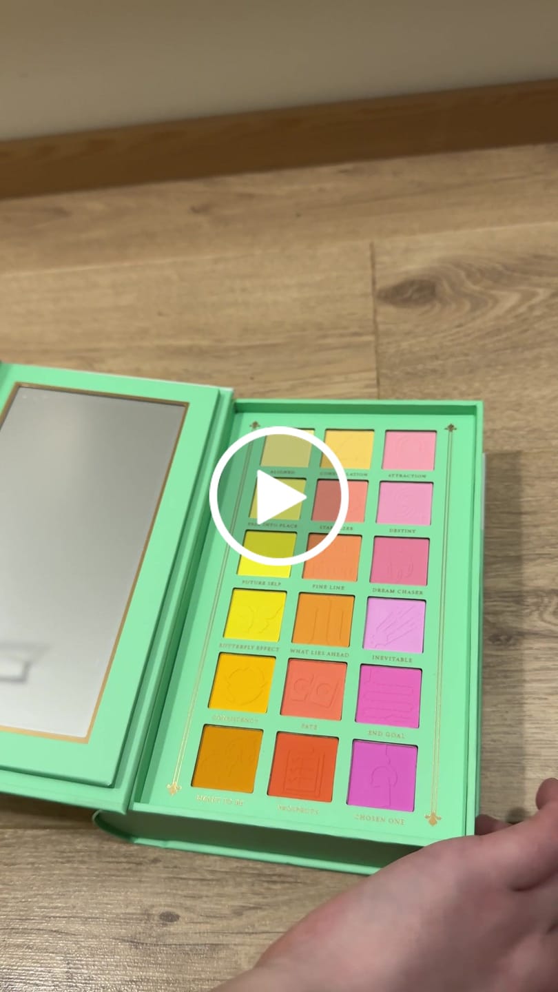 Customer video review of P. Louise Aligning My Future Pastel Eyeshadow Palette