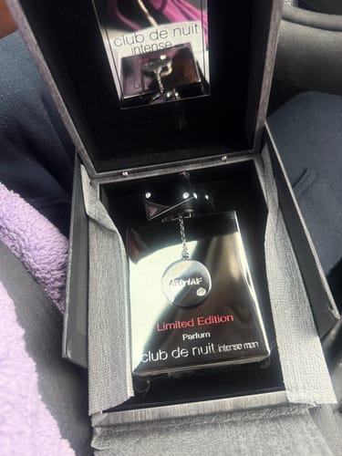 Customer photo review of Armaf Club De Nuit Intense Men Limited Edition Eau de Parfum Spray 3.6 oz / 105 ml