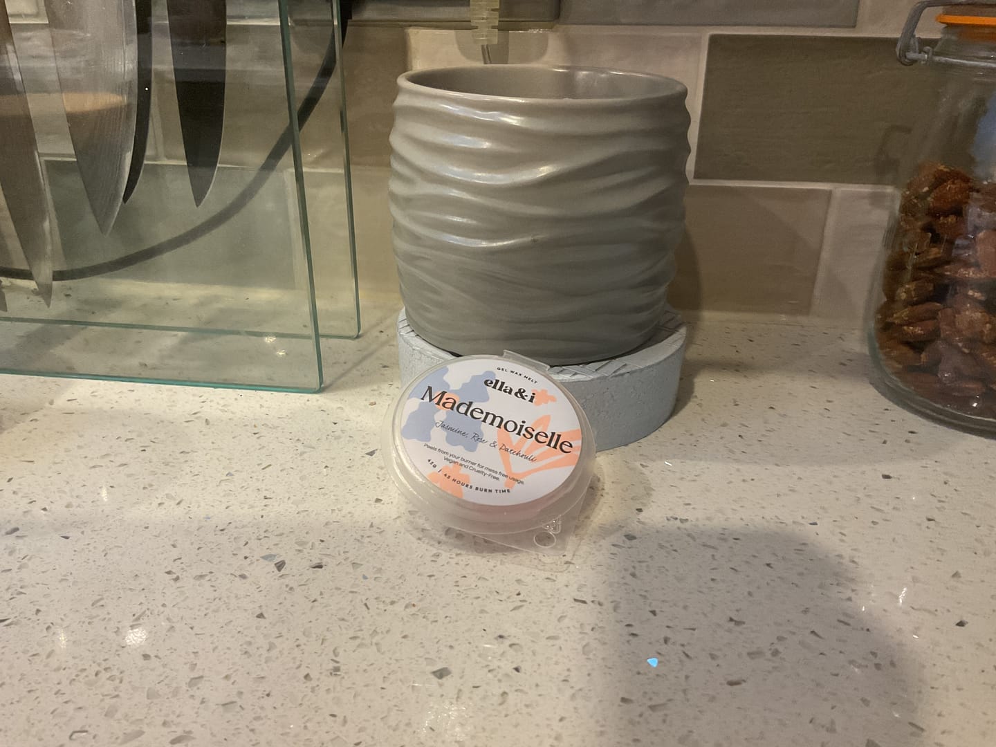 Customer photo review of Mademoiselle Gel Melt