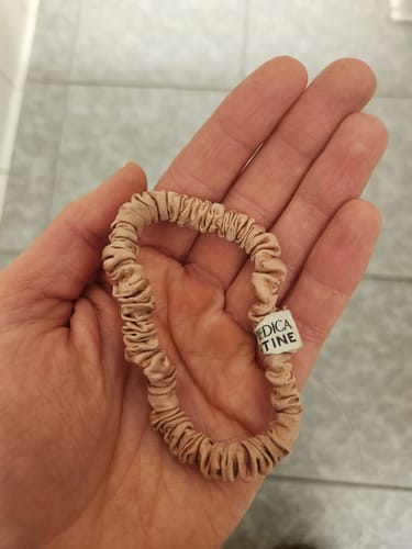 Customer photo review of Atelier Medica Silk Scrunchie 2-Pack