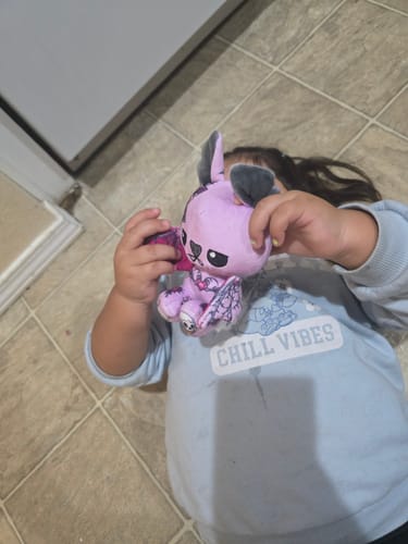 Customer photo review of Batties Plush Pendant Blind Box