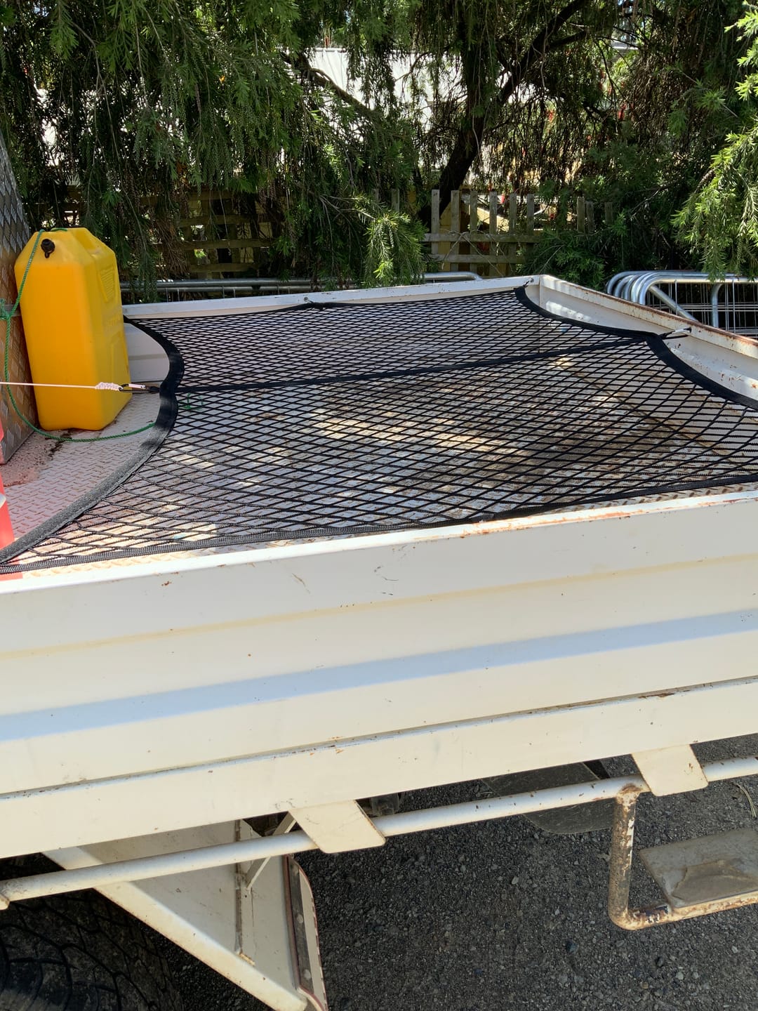 Customer photo review of LOCKEDOWN™ Heavy Duty Elastic Cargo Net