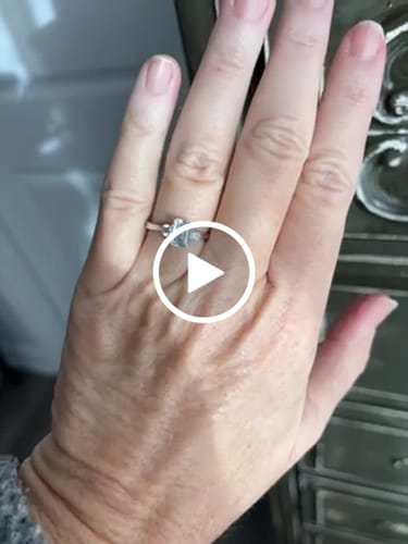 Customer video review of 3-Stone 1ct Emerald Cut CZ Ring in Sterling Silver