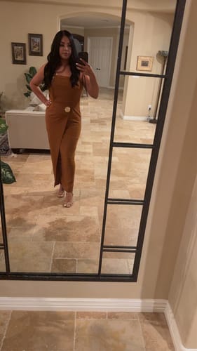 Customer photo review of VESTIDO JESSENIA