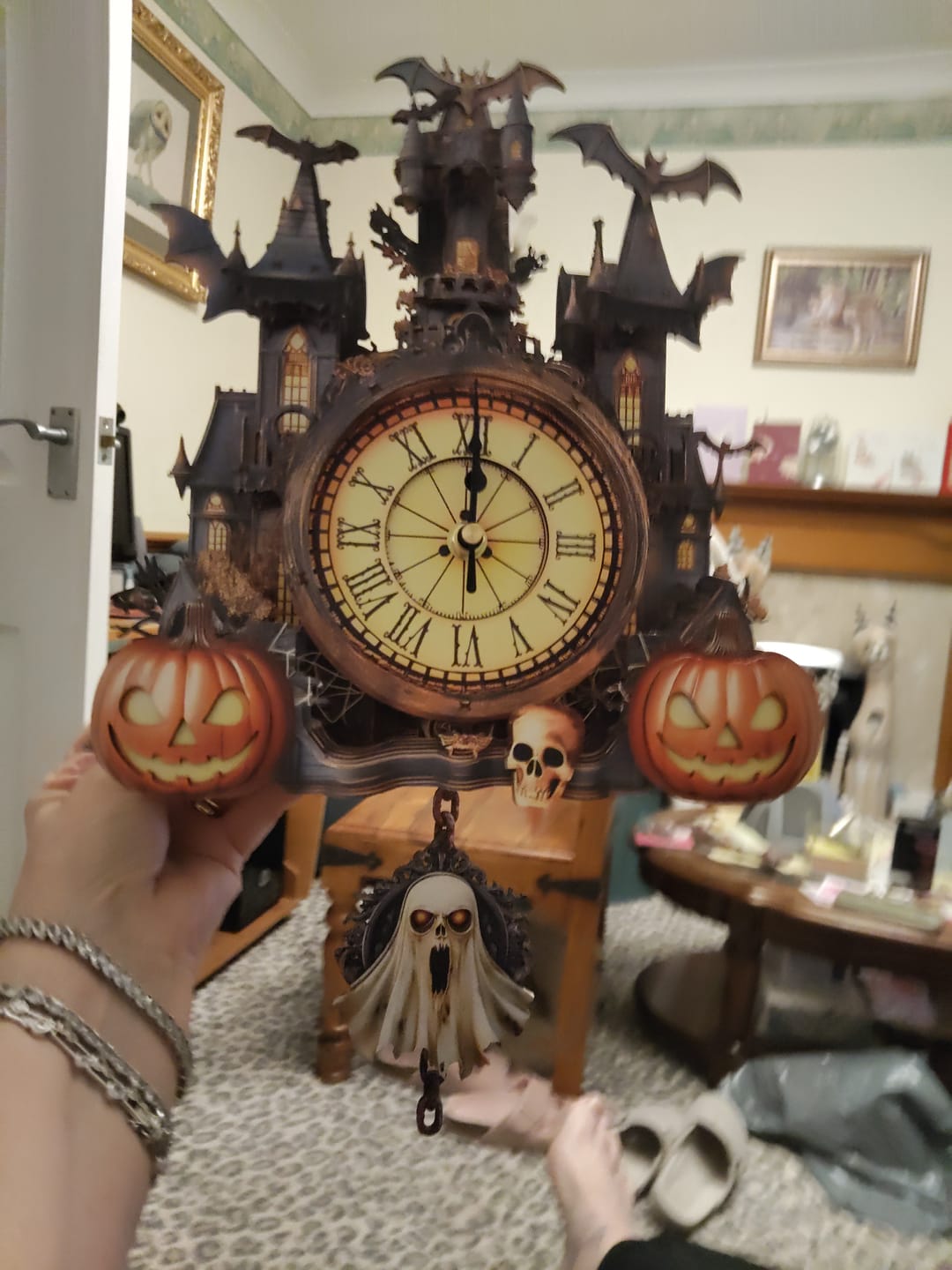 Customer photo review of Halloween Castle-DIY Wooden Clock, 3D Puzzle Craft Kit