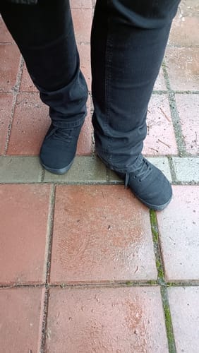 Customer photo review of Vaistoa Tunto 2 | Felt Barefoot Sneakers
