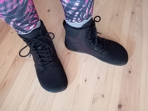 Customer photo review of Vaistoa Hurmos | Casual Barefoot Boots