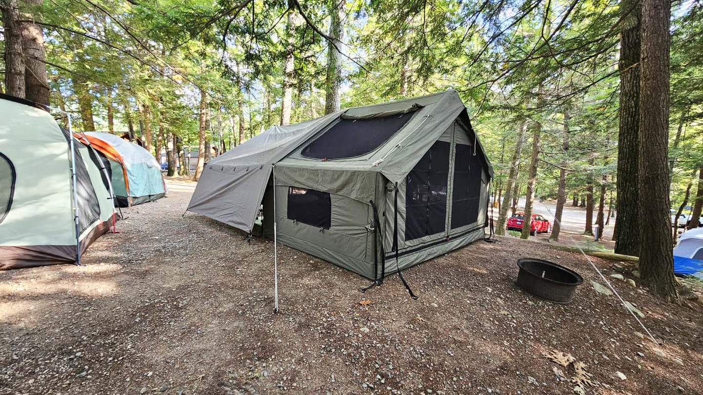Customer photo review of RBM Inflatable tent  Panda Medium Forest Green  for 1-4 person