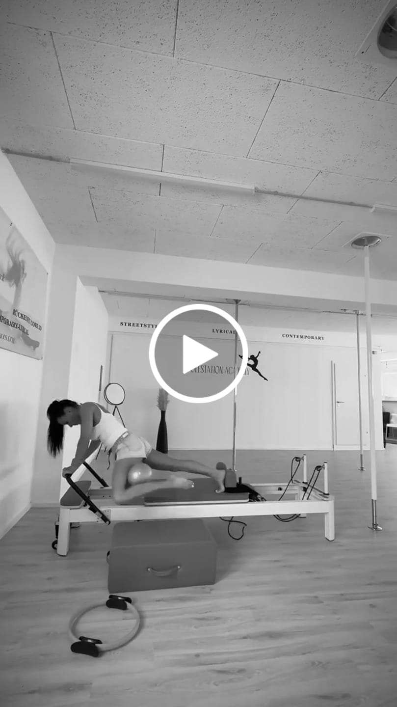 Customer video review of Pilates reformer - Studio Aluminium