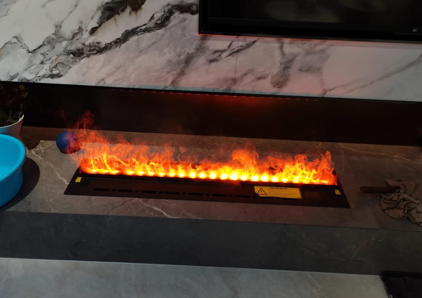 Customer photo review of Modern 3D Steam Fireplace Insert – Decorative Atomized Electric Humidifier for Home & Wall-Mounted Interiors