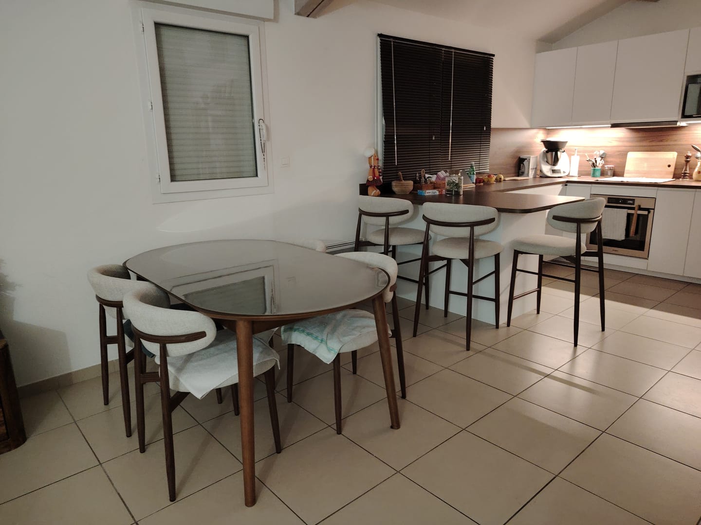 Customer photo review of Silla de comedor nórdica acero nogal Olimpo