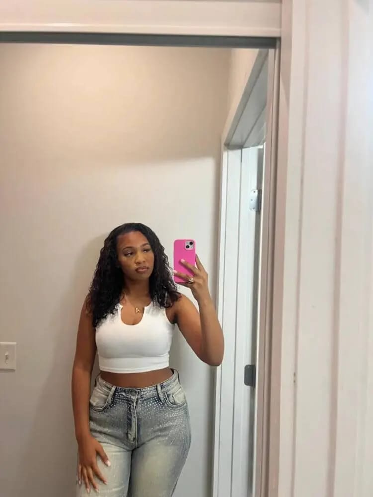 Customer photo review of MORE FACE M-cap Burmese Curly Wear Go Wigs Pre Cut 9x6 HD Lace Bleached Knots Glueless Wigs Human Hair Tiny Knots Pre Plucked Hairline