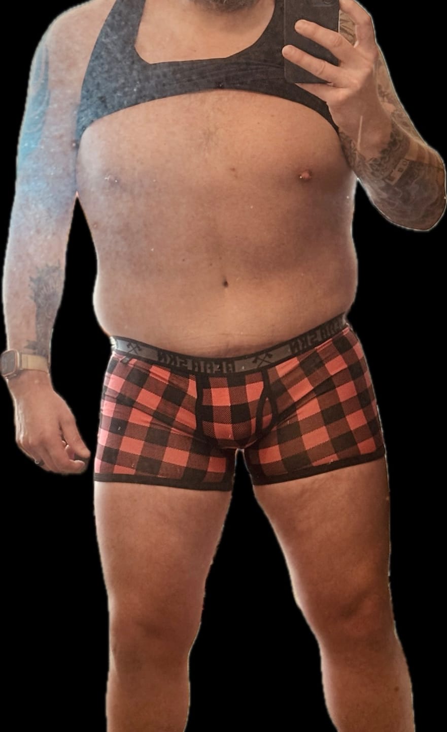 Customer photo review of Bamboo Boxer Brief - Bearbie Pink Backwoods