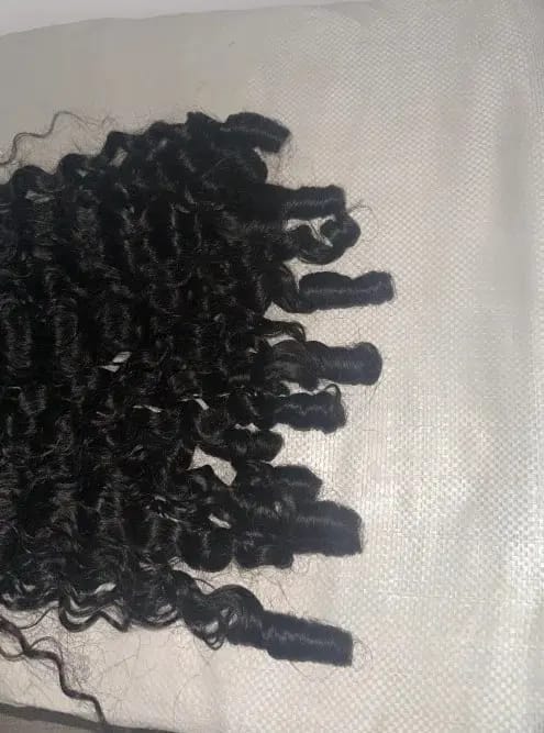 Customer photo review of MORE FACE M-cap Burmese Curly Wear Go Wigs Pre Cut 9x6 HD Lace Bleached Knots Glueless Wigs Human Hair Tiny Knots Pre Plucked Hairline