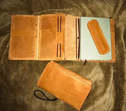 Customer photo review of Apple pig "Wallet notebook 3"