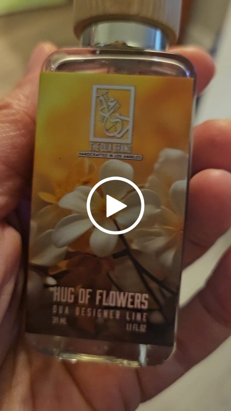 Customer video review of Hug Of Flowers