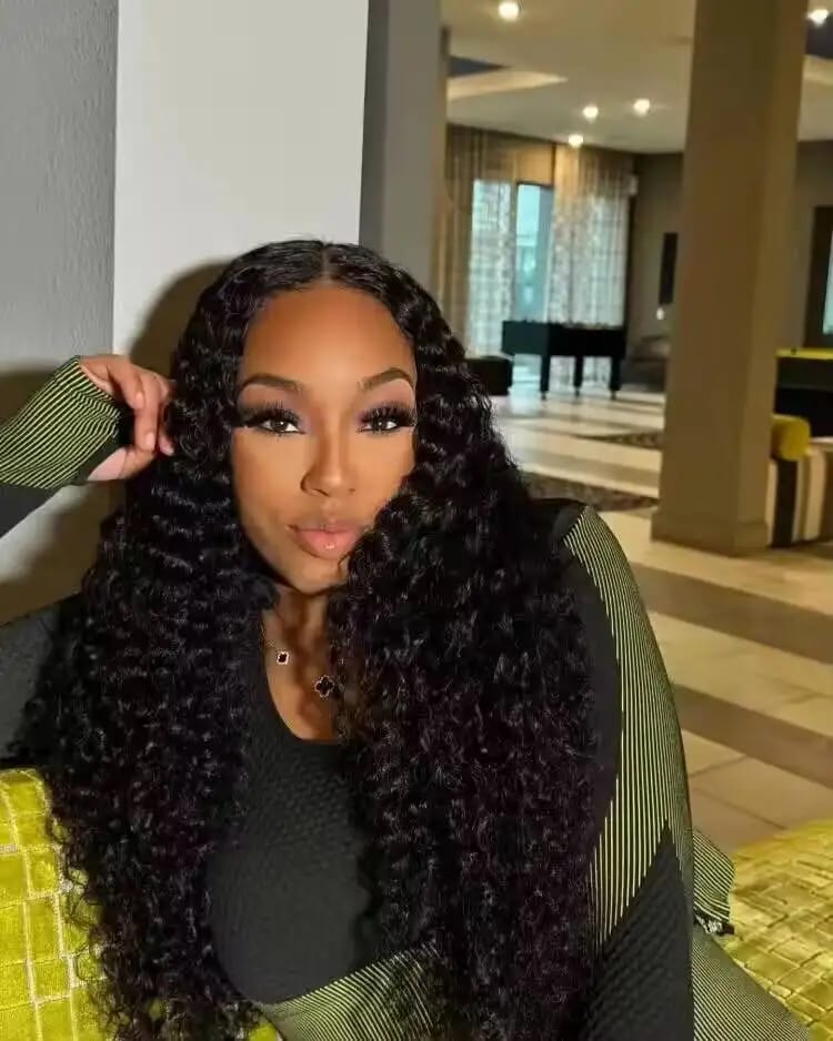 Customer photo review of MORE FACE M-cap Burmese Curly Wear Go Wigs Pre Cut 9x6 HD Lace Bleached Knots Glueless Wigs Human Hair Tiny Knots Pre Plucked Hairline