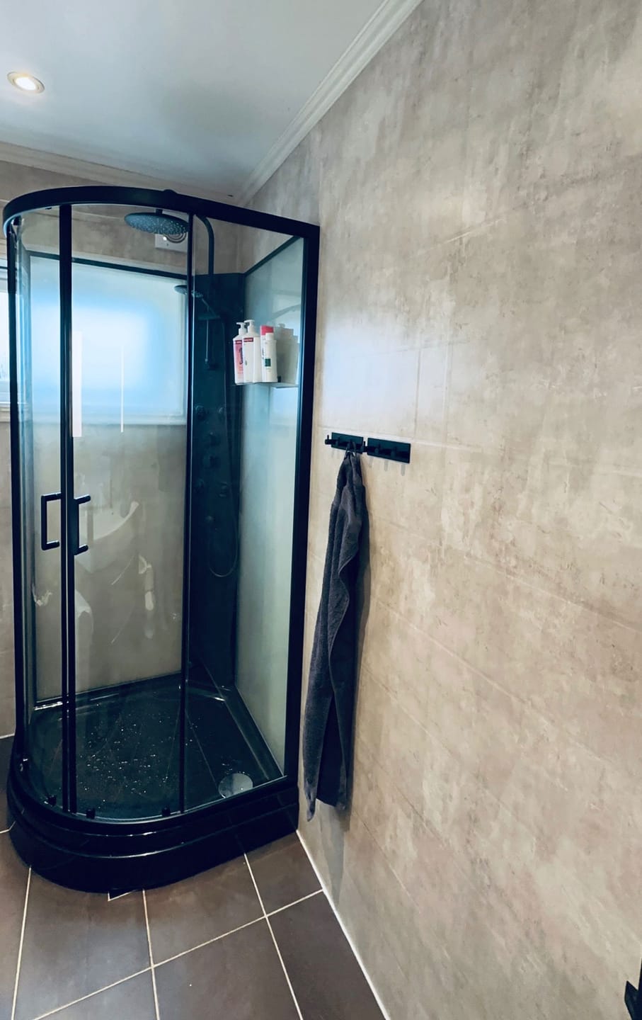 Customer photo review of Premium Limewash beige kontaktplast
