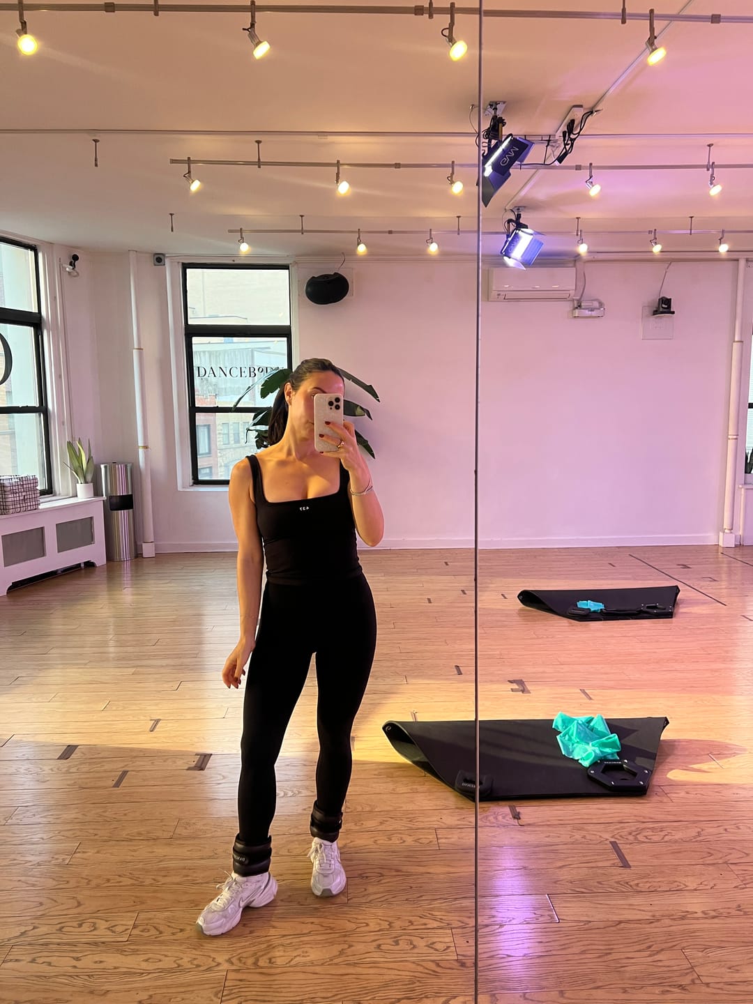 Customer photo review of The Square Tank / Black