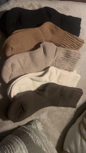 Customer photo review of VärmeSock™ - stickade strumporna som håller fötterna varma och sköna