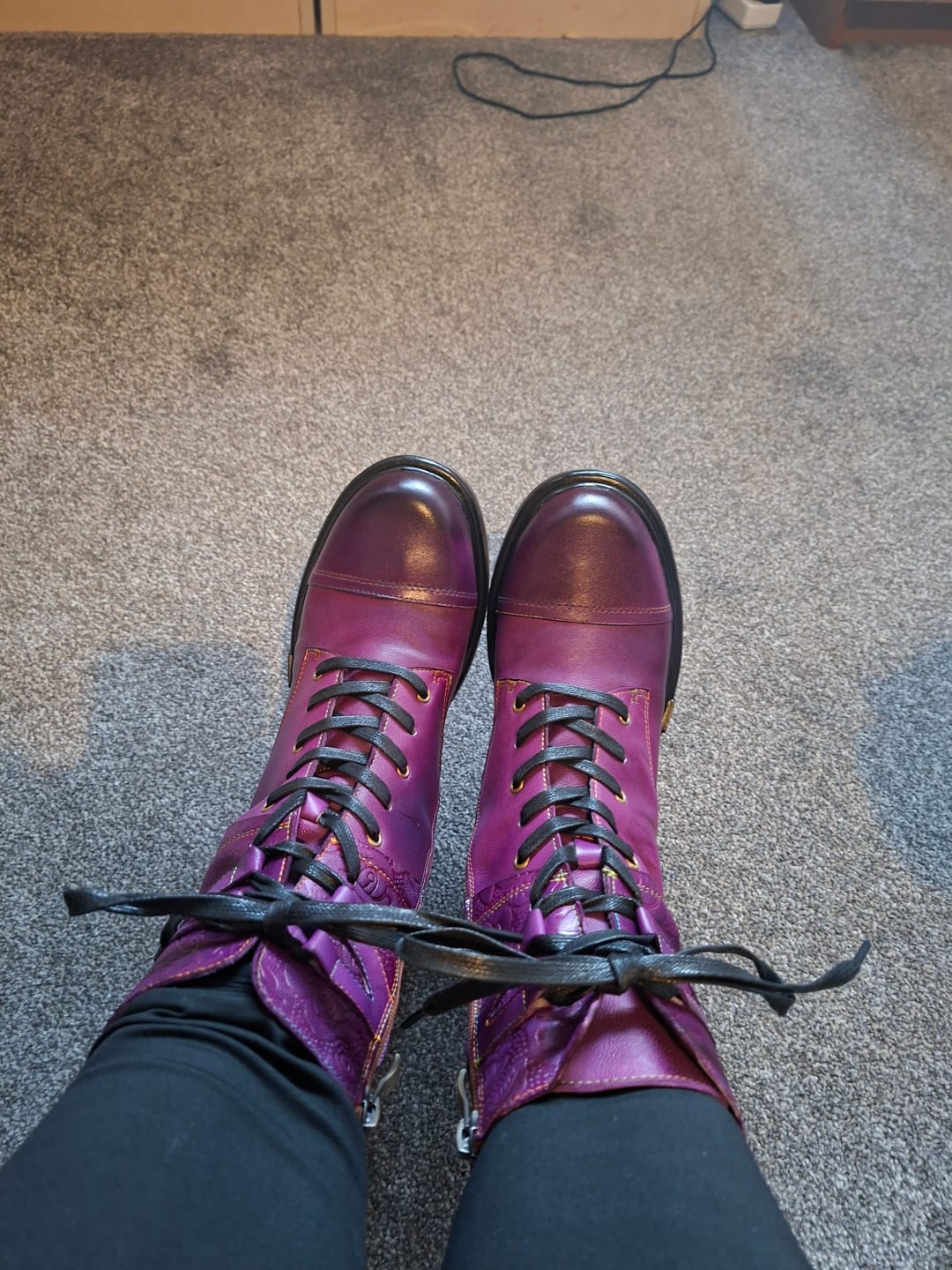 Customer photo review of Comfortable Genuine Leather Boots With Laces And Inside Zippers