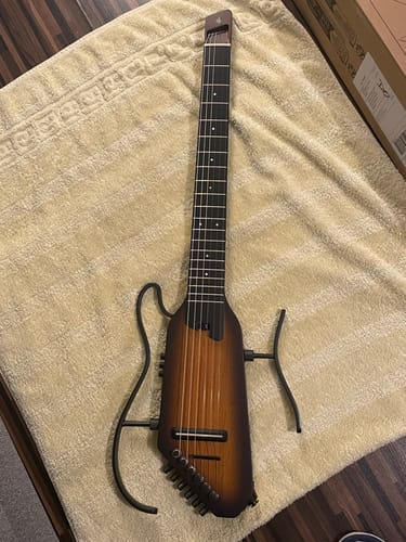 Customer photo review of Donner HUSH™ C Nylonsaiten-Konzert Reise gitarre