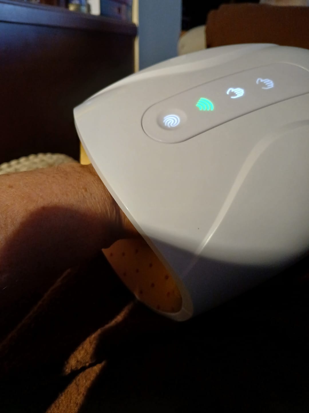 Customer photo review of HandCare+ Regeneráló Kézmasszírozó