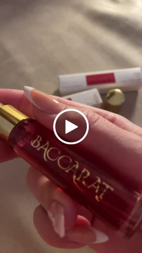 Customer video review of Baccarat