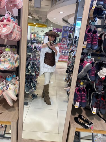 Customer photo review of DISFRAZ PIRATA BLANCO