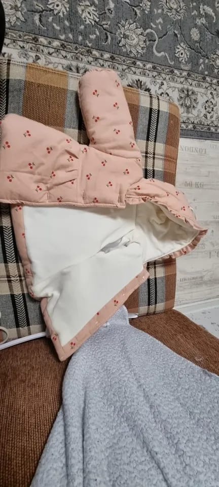 Customer photo review of Rabbit Ear Jacket w Bag