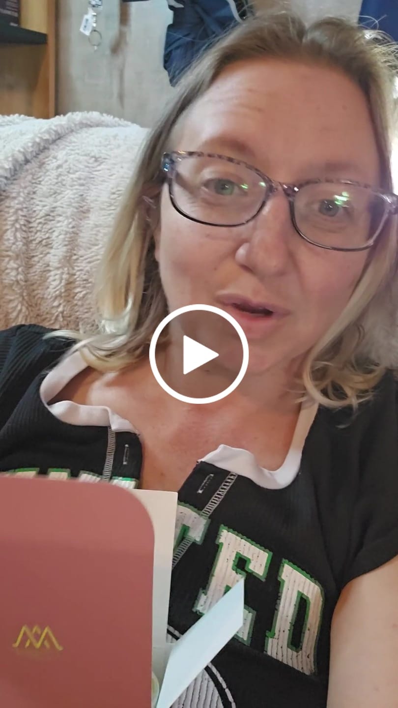 Customer video review of Homebody
