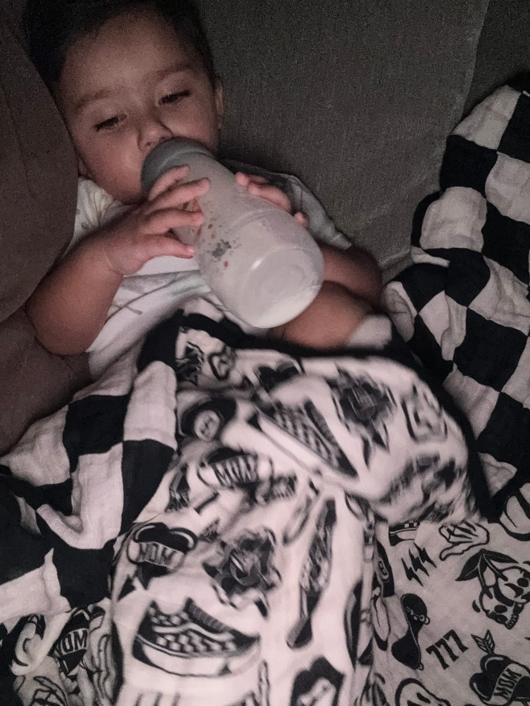 Customer photo review of Organic Muslin Quilt in Cool Kid x Venice