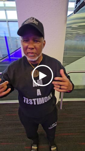 Customer video review of Custom Logo Engraved Photo Pendant Necklace