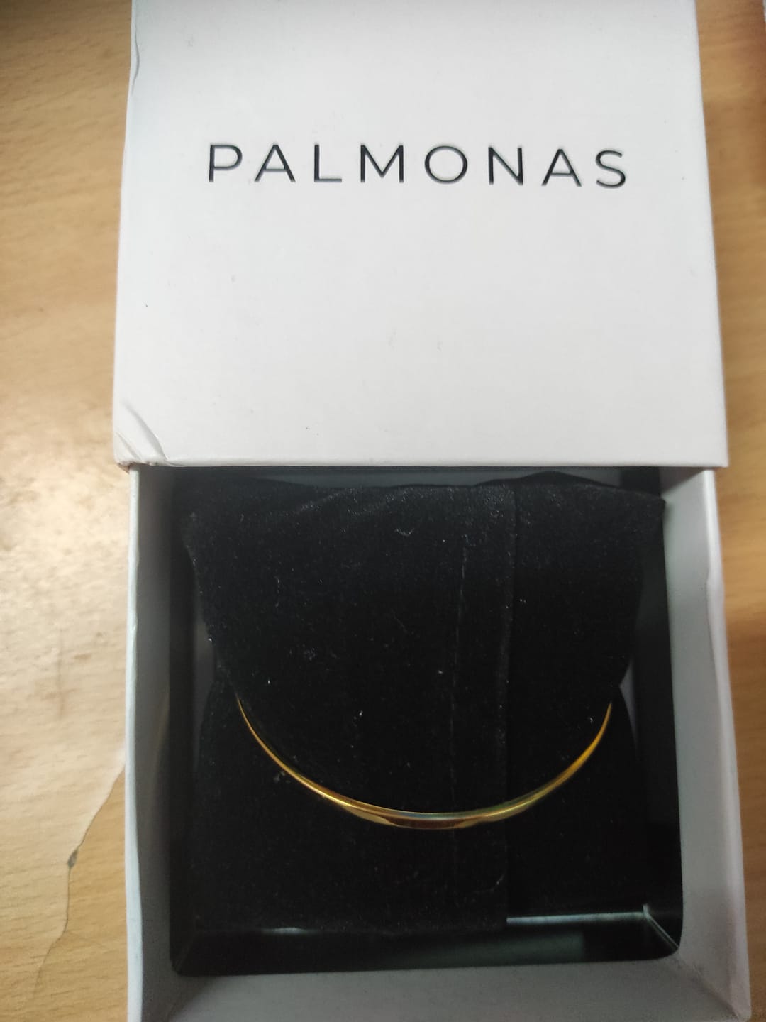 Customer photo review of Flat Wire Bangle Bracelet