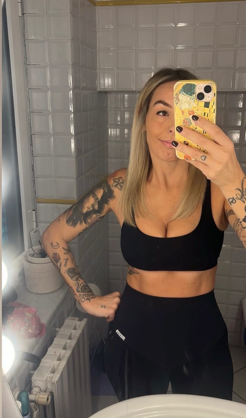 Customer photo review of Leggings Push up Gym Fashion Nero