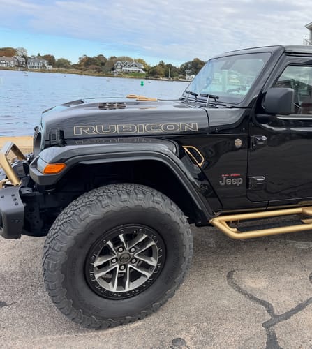 Customer photo review of Fender Vents Single or Two-Tone Painted (Fits JL/JT)