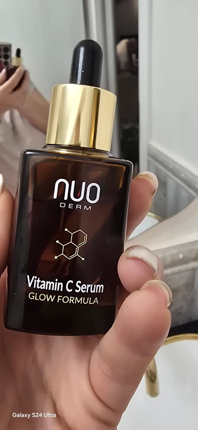 Customer photo review of Concealer cu acoperire mare