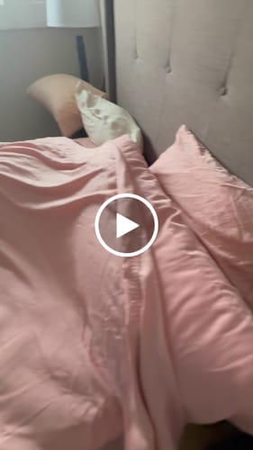 Customer video review of TENCEL Eucalyptus Pillowcase Set