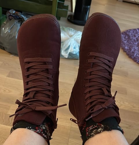 Customer photo review of Vaistoa Tunto 2 | Felt Barefoot Sneakers