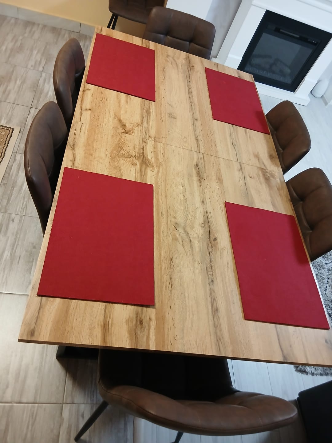 Customer photo review of Masa extensibila UMBERTO II, stejar/negru, 160/240x90x76 cm