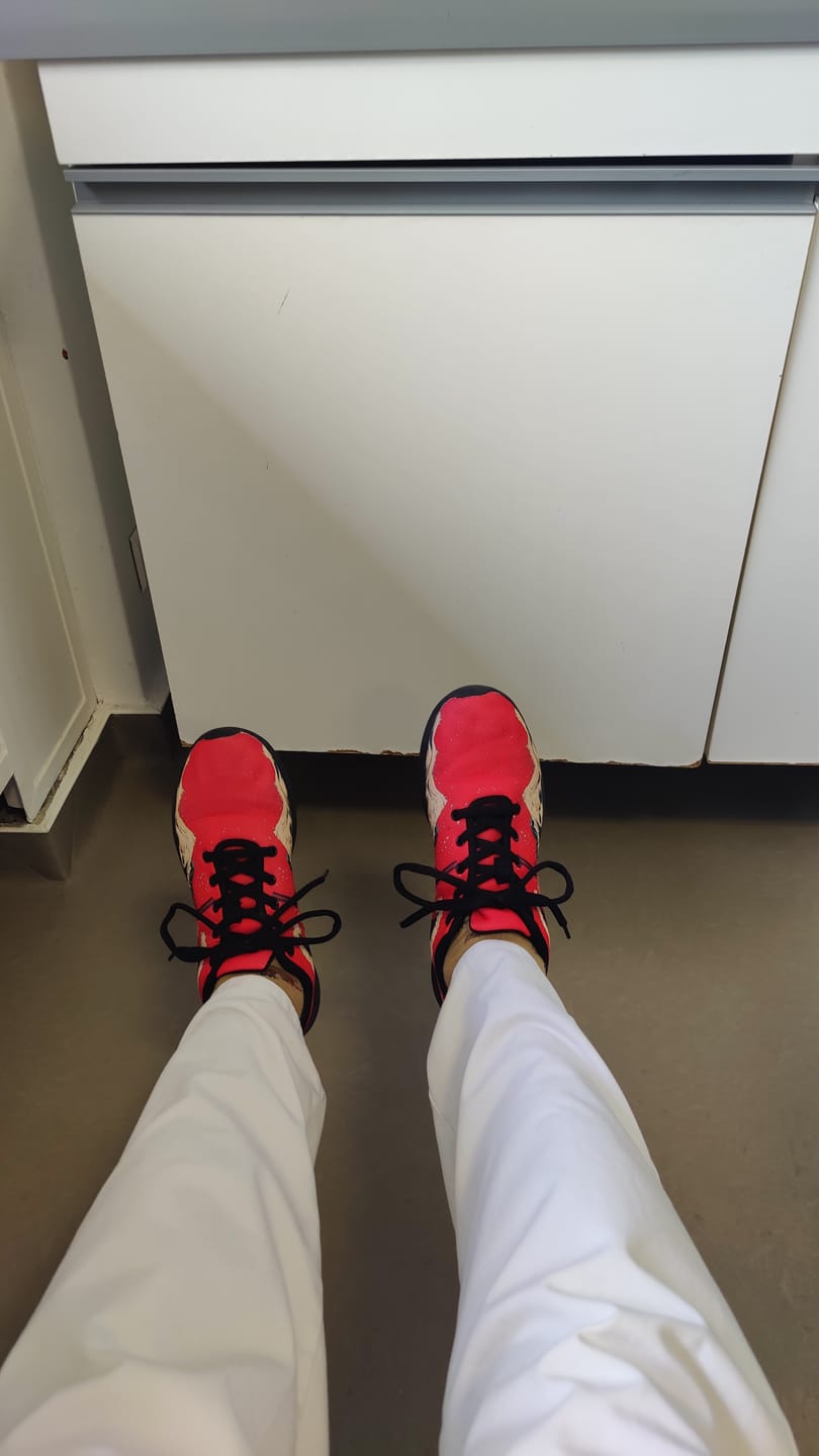 Customer photo review of Sneakers Umiramen