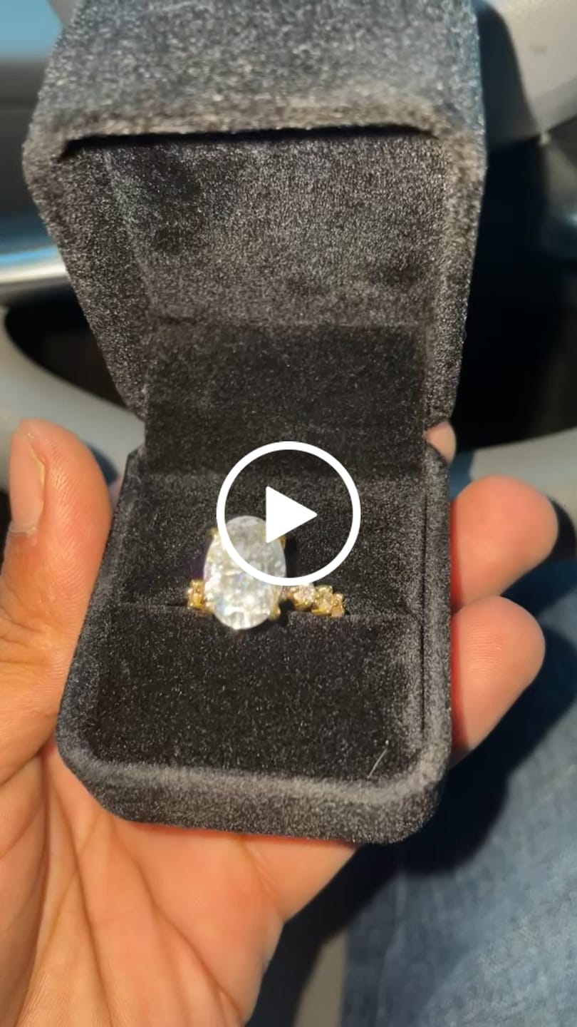 Customer video review of The Celestine