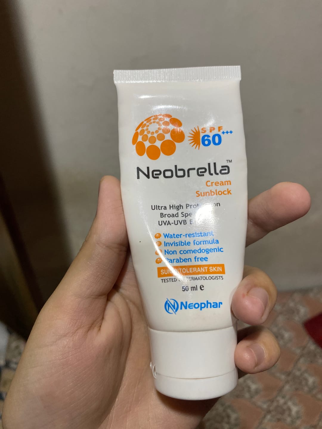 Customer photo review of Neobrella Sunblock Cream SPF60 PA+++