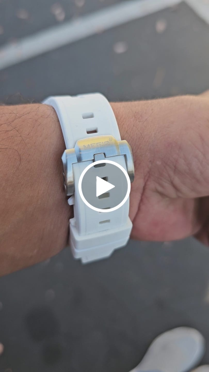 Customer video review of Latest Luxury Design -Skeleton Face With Rubber Strap Mechanical Movement Waterproof Watch
