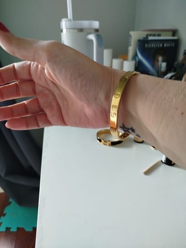 Customer photo review of LOVE BRACELET 6.1MM