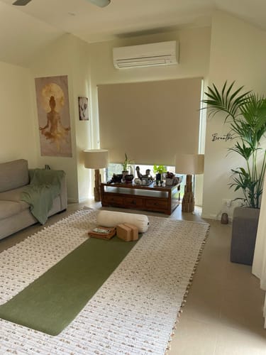 Customer photo review of Grounding Yoga Mat