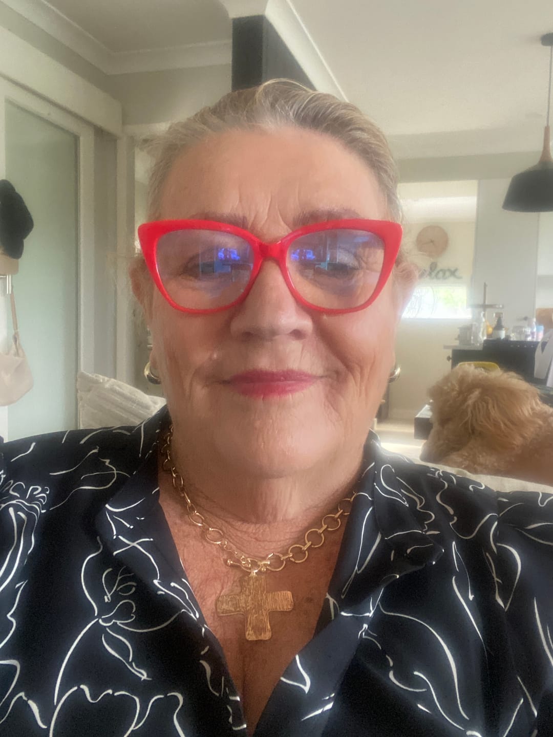 Customer photo review of The Eternal Hammered Necklace