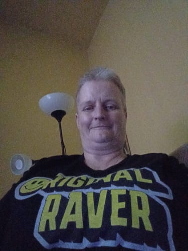 Customer photo review of Original Raver T-Shirt