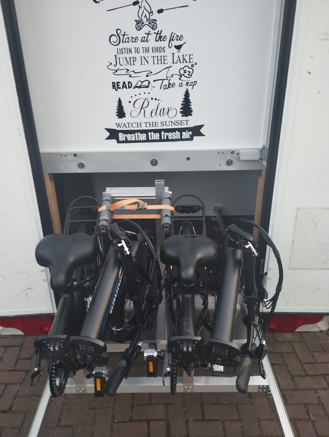 Customer photo review of GRUNDIG E20 Falt-E-Bike 20''